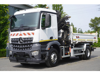 משאית מנוף, משאית מנוף MERCEDES-BENZ Arocs 1833 / 87,000 km!!! / Hds HIAB X-DUO 128 B-2 / three-sided tipper: תמונה 3