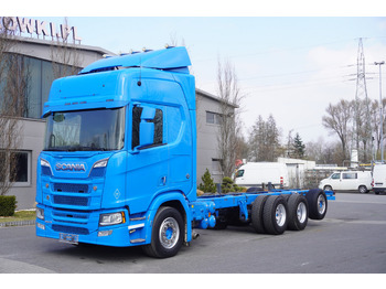 משאית עם שלדת תא SCANIA R 650