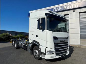 משאית עם שלדת תא DAF XG 480