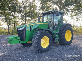 טרקטור חקלאי John Deere 8260R 4WD Tractor: תמונה 2
