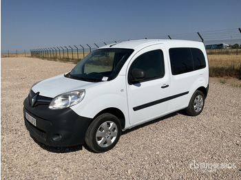 מיניבוס RENAULT