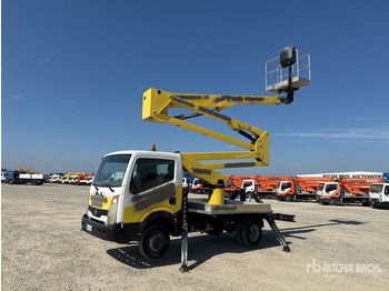 פלטפורמה אווירית מותקנת על משאית 2011 Nissan Cabstar 2011 Socage DA320 20 m on Bucket Truck: תמונה 2