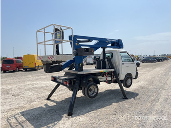 פלטפורמה אווירית מותקנת על משאית 2013 Piaggio Porter 2013 Socage A314 14 m on Bucket Truck: תמונה 4