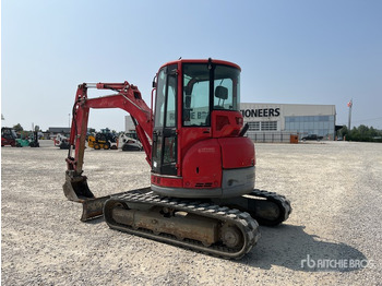 מיני מחפר YANMAR
