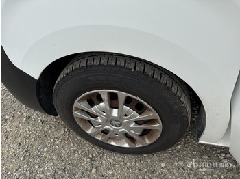 כלי רכב מסחרי קטן 2018 Peugeot Expert Autocarro furgonato: תמונה 5