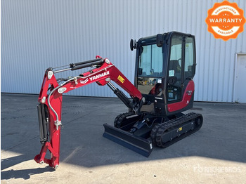 מיני מחפר YANMAR