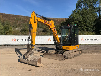 מיני מחפר JCB