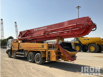מכסחת תבואה/ עשבים 2002 Isuzu CXH50T 2003 Putzmeister M42 on 8x4 Twi ... Concrete Pump Truck: תמונה 4