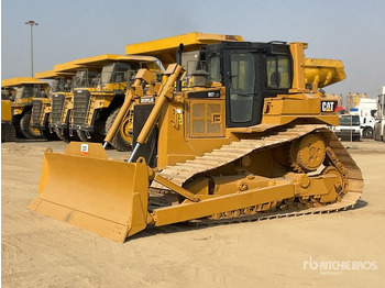 דחפור CATERPILLAR D6T