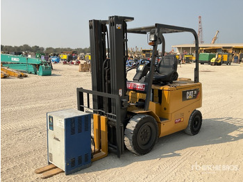 מלגזה חשמלית CATERPILLAR EP