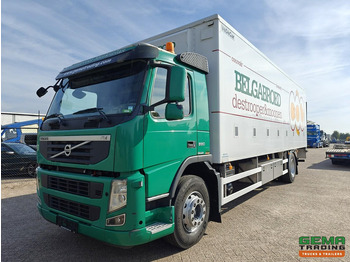 משאית להובלת בעלי חיים VOLVO FM 330