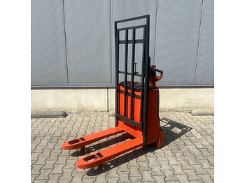 משאית משטחים LINDE T16