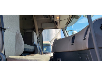 יחידת טרקטור RENAULT PREMIUM 410: תמונה 3