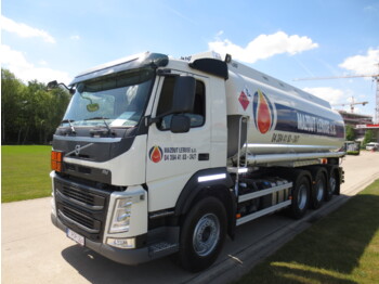 משאית מכל VOLVO FM