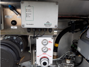 משאית מכל VOLVO FM: תמונה 4