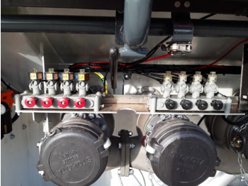 משאית מכל VOLVO FM: תמונה 3