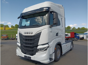 יחידת טרקטור IVECO S-WAY