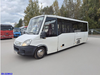 מיניבוס IVECO Daily 50c18