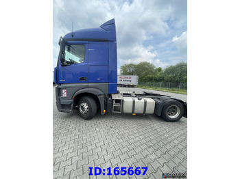 יחידת טרקטור MERCEDES-BENZ Actros 1843