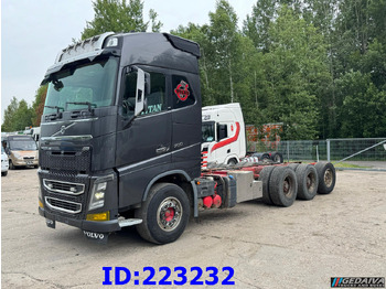 משאית עץ VOLVO FH16 700