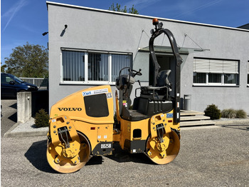 רולר כביש VOLVO DD25B