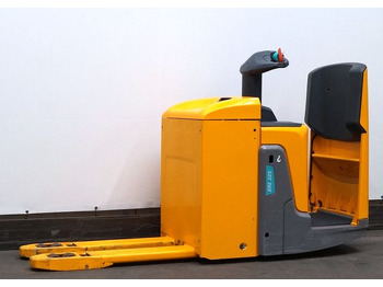 משאית משטחים JUNGHEINRICH ERE