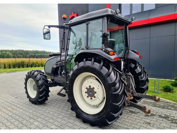 טרקטור חקלאי Valtra A93: תמונה 2