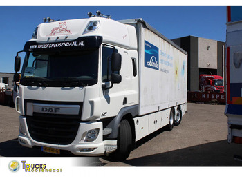 משאית וילונות צד DAF CF 330