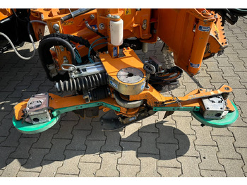 מכסחת זרוע Unimog Leitpfostenausmähgerät / Randstreifenmähger: תמונה 4