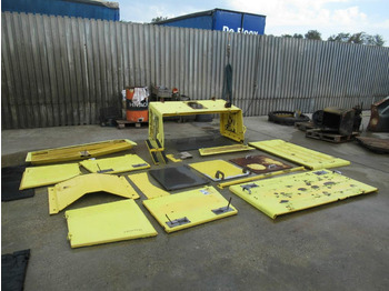 דלת וחלקים BOMAG