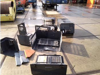 דלת וחלקים HITACHI