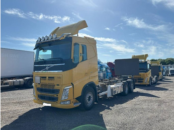 מוביל מכולות/ משאית החלפת גוף VOLVO FH 500