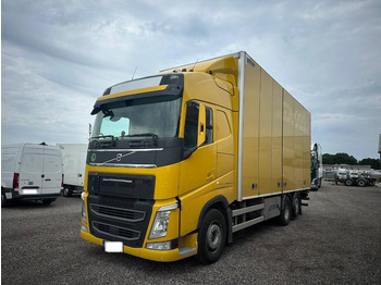 משאית תיבה VOLVO FH