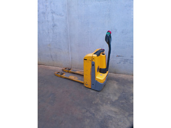 משאית משטחים JUNGHEINRICH EJE