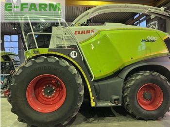 מקצרת מספוא CLAAS Jaguar 980