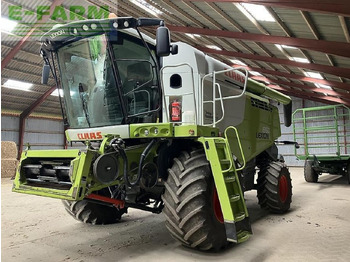 מקצרת קומבינה CLAAS Lexion 660