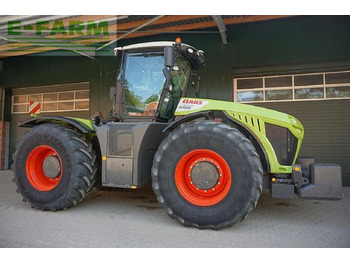 טרקטור חקלאי CLAAS Xerion 4000