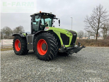 טרקטור חקלאי CLAAS Xerion 4000