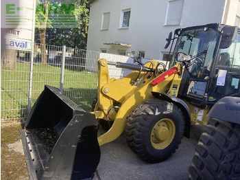 מיני מחפר CATERPILLAR 906