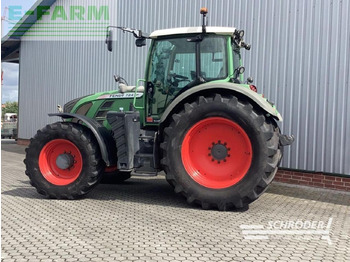 טרקטור חקלאי FENDT 724 Vario