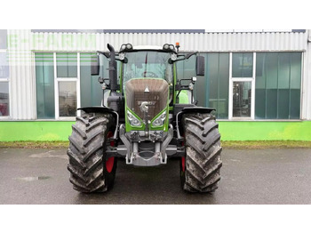 טרקטור חקלאי FENDT 826 Vario