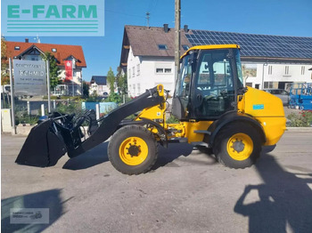 מיני מחפר JCB 409