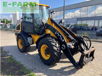 מיני מחפר JCB 409: תמונה 3