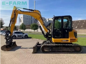 מיני מחפר JCB 86C