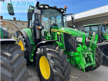 טרקטור חקלאי JOHN DEERE