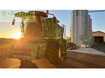 מקצרת קומבינה JOHN DEERE T550