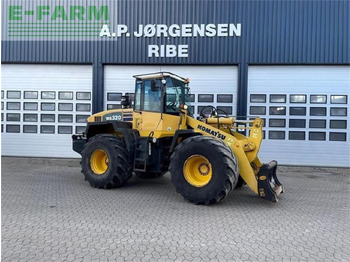 מיני מחפר KOMATSU WA320-5