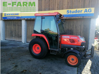 טרקטור חקלאי KUBOTA