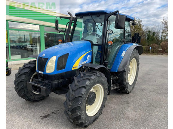 טרקטור חקלאי NEW HOLLAND T5000