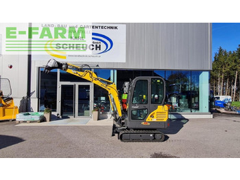 מיני מחפר NEW HOLLAND